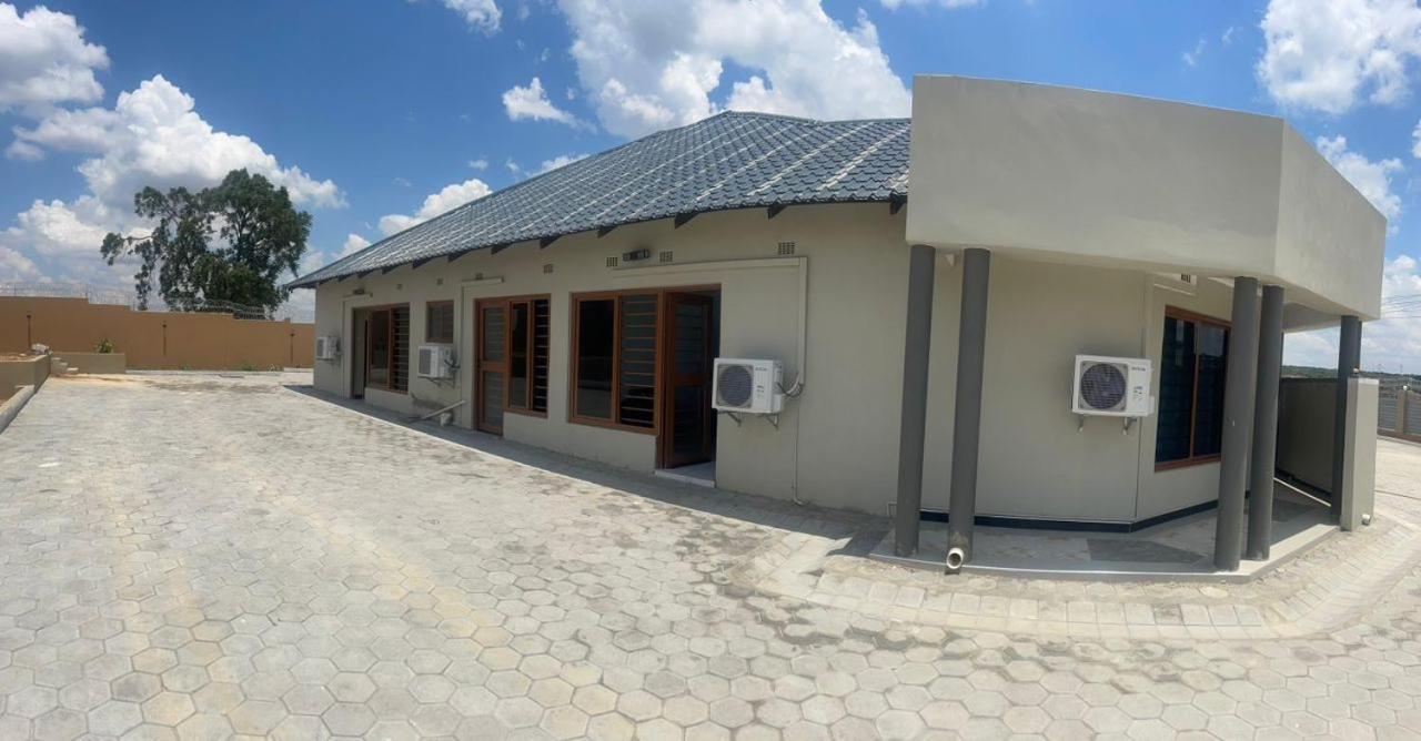 Nebcon Executive Lodge Kitwe Exterior photo